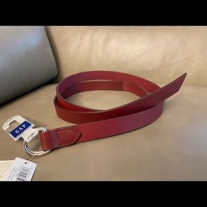 NWT Women’s GAP Burgundy Leather Turnback Belt S/M